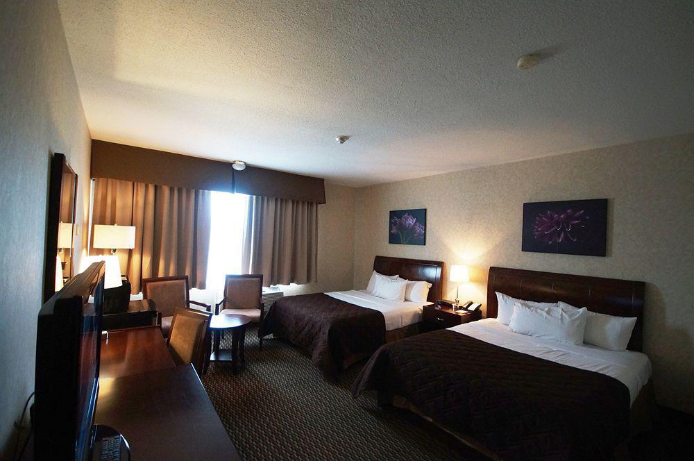 Days Inn By Wyndham Montreal Airport Conference Centre Dorval Exteriör bild